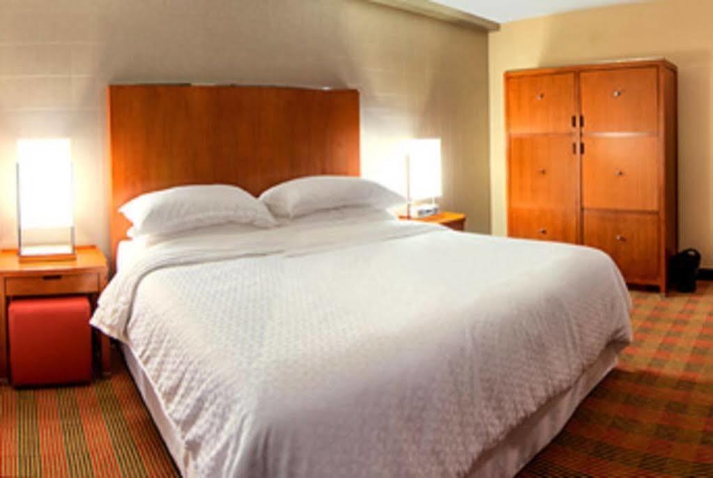 Four Points By Sheraton Winnipeg South Εξωτερικό φωτογραφία